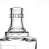 Botellas de licor de bebida de alta calidad de 500 ml de vidrio con tapas de corcho