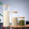 Alto borosilicato de frascos de almacenamiento de alimentos de vidrio transparente con tapas de bambú de sellado