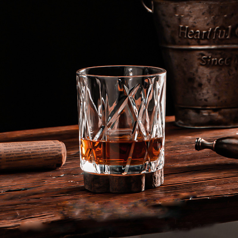 Crystal Glass Whisky Cups 340 ml en diseño de lujo
