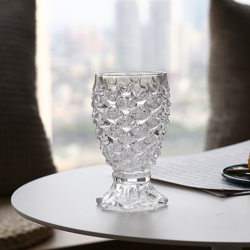 Copa de jugo de vidrio con forma de pescado Tumblers de vidrio para beber